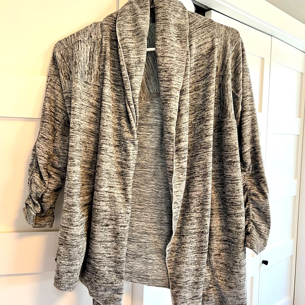 Athleta small gray sweater